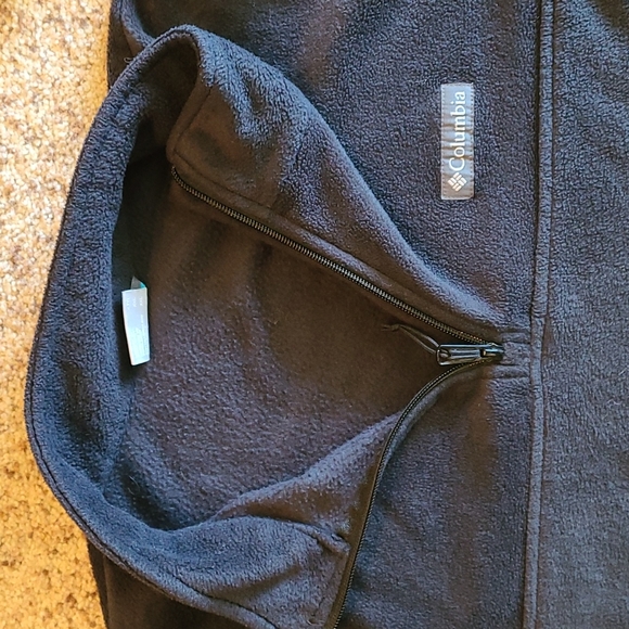 97. Columbia EUC men's quarter zip black fleece top - Picture 10 of 15